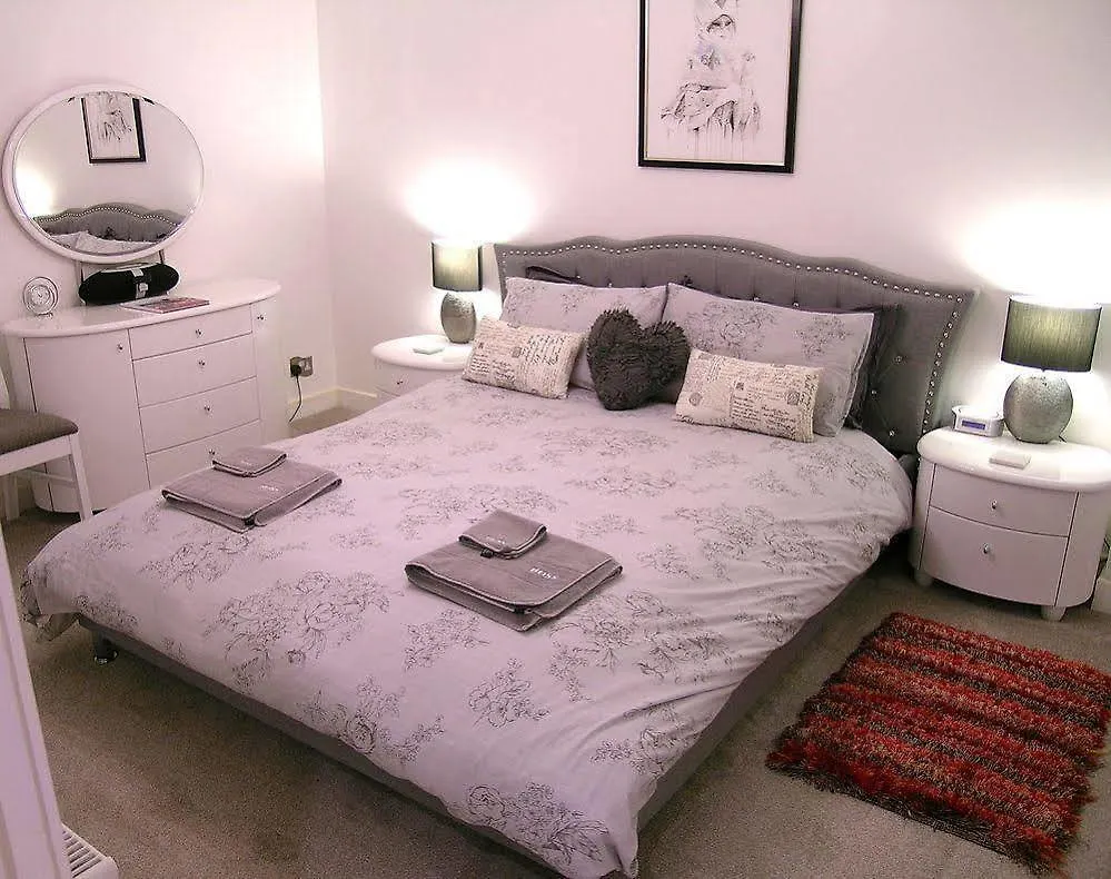 1 Bedroom Seafront Apartment Channel View 布赖顿